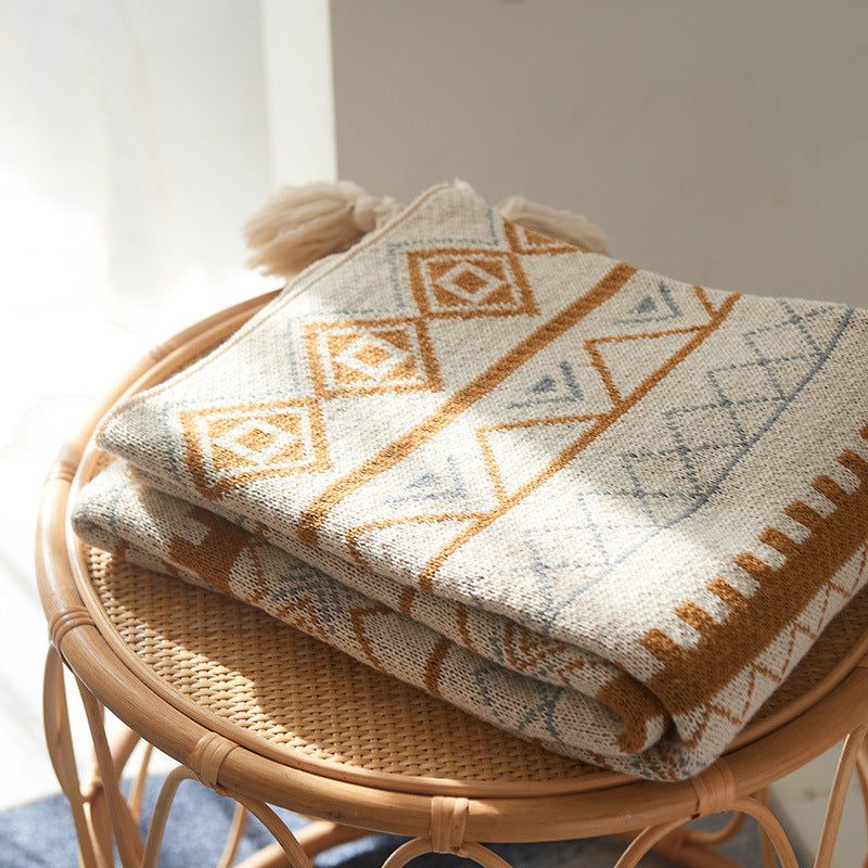Gorgeous Nordic Style Knitted Blanket